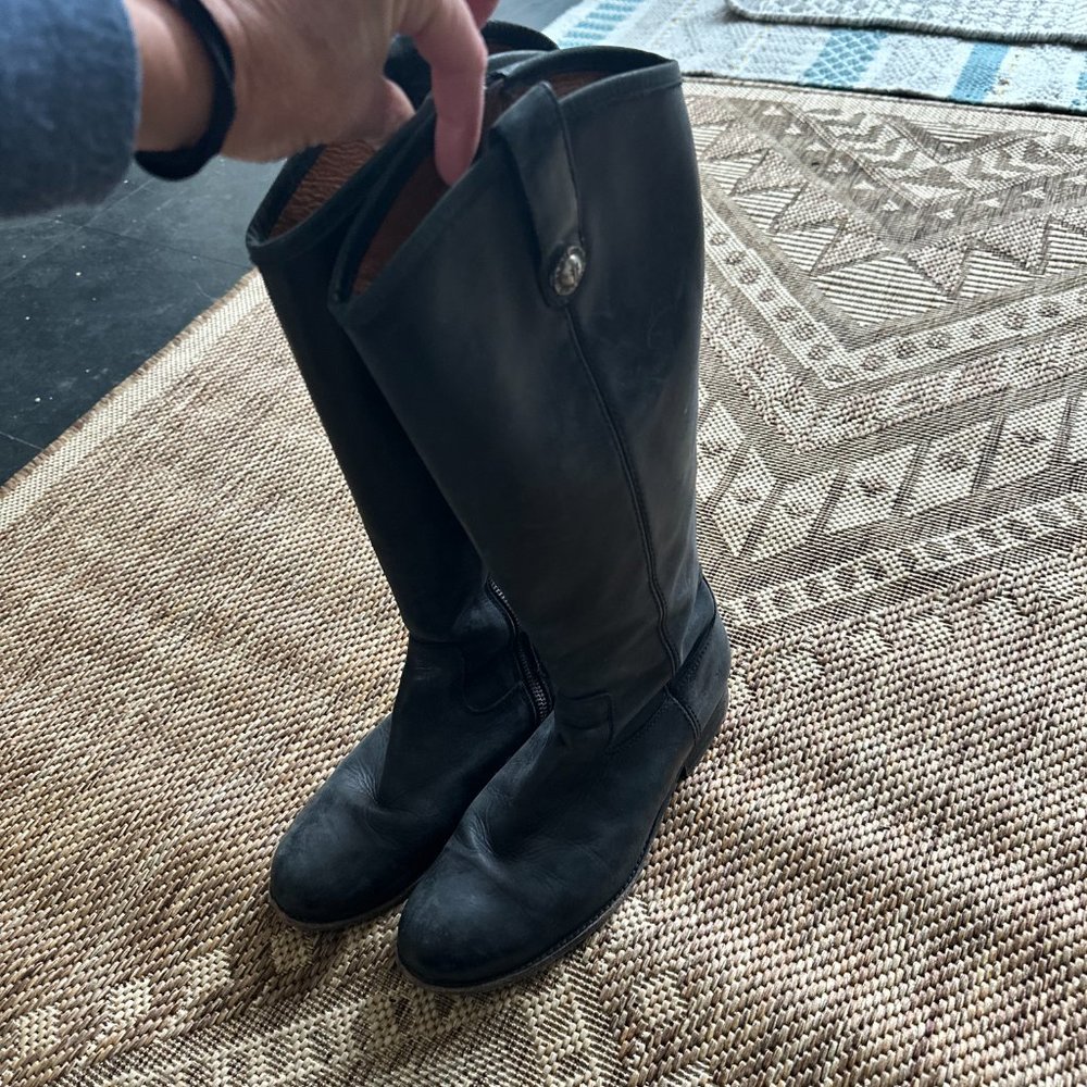 black leather FRYE Tall Riding Boots with side zipper, 7 - Picture 12 of 16